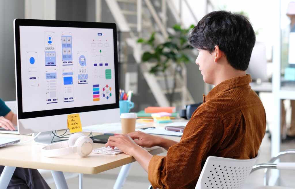 Best UIUX Course in Bareilly | Top2